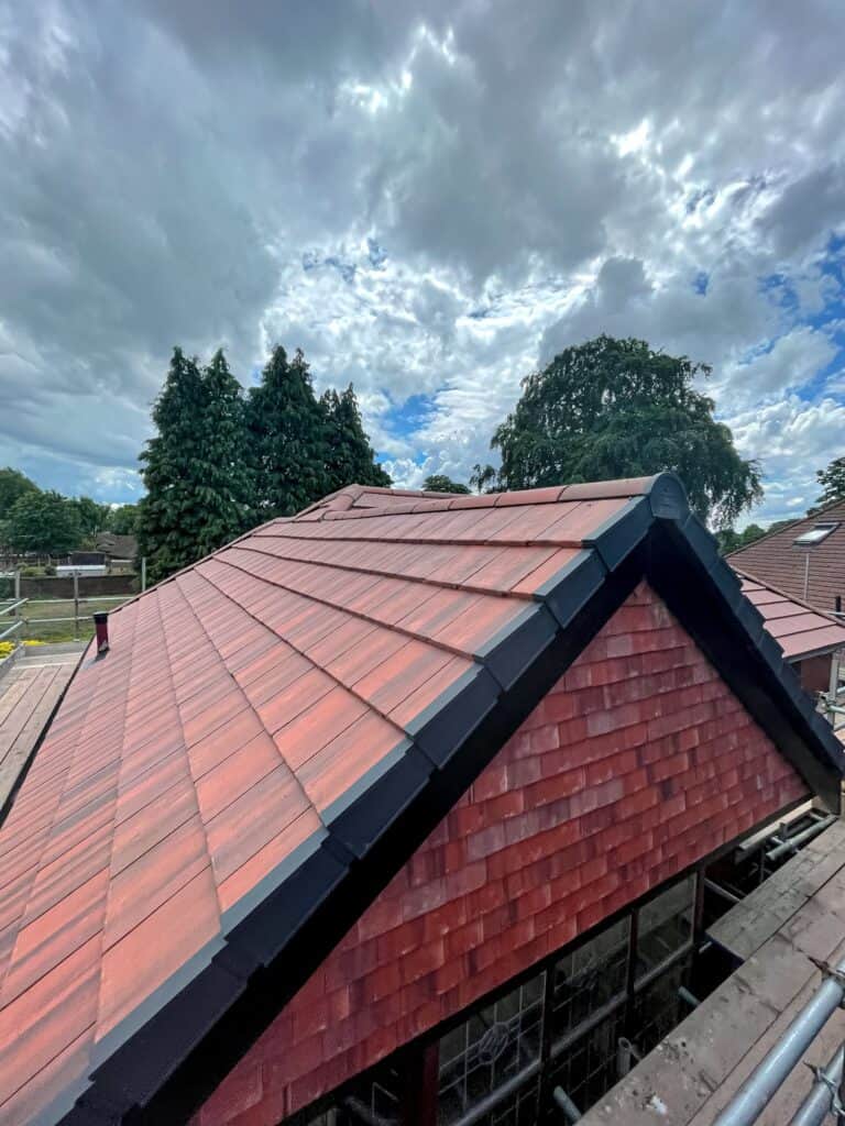 residential-roofing-lovatts-tile